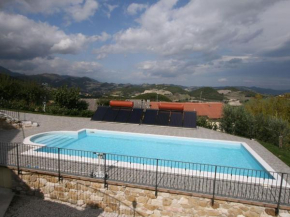 Beautiful villa in Cagli with private garden and barbeque